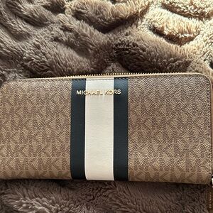Michael Kors Tan and Black Zip-Around Wallet